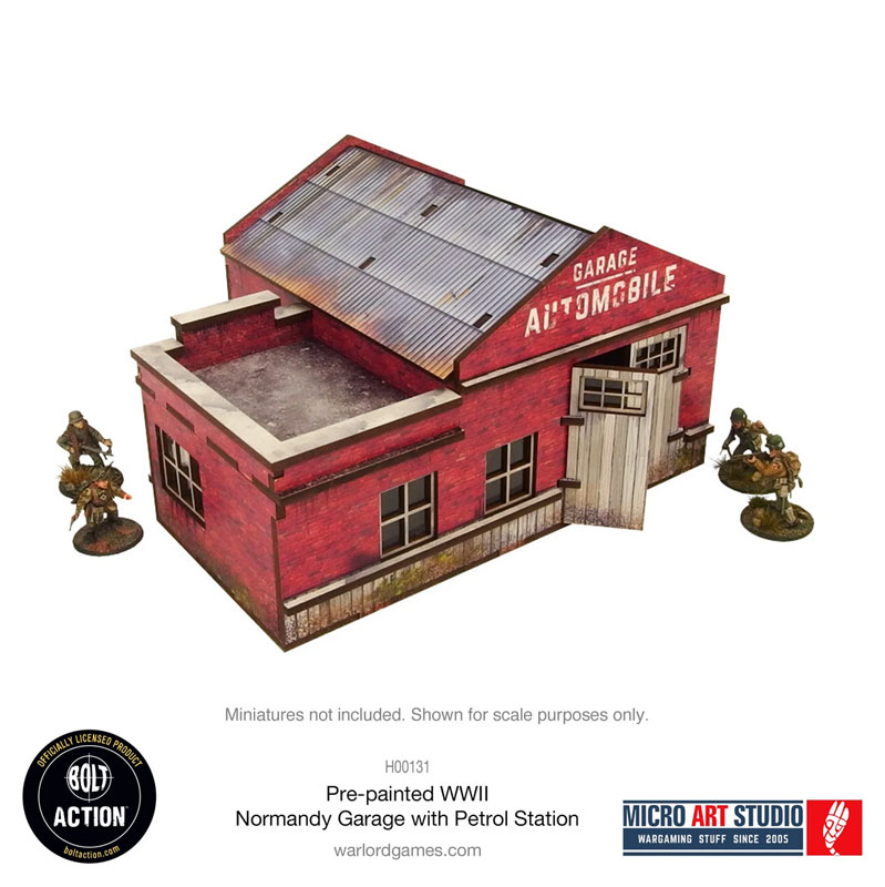 Micro Art Studio WW2 Normandy Garage with Petrol Station