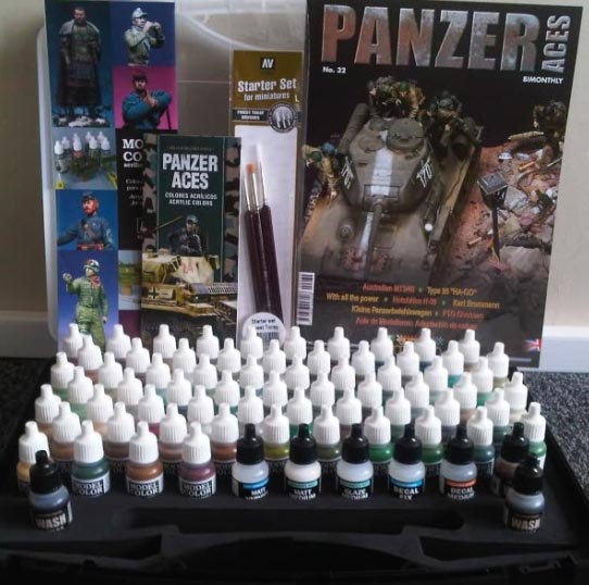 Michigan Toy Soldier Company : Vallejo - Vallejo Panzer Aces Paint Range  Gift Box Set With Carry Case